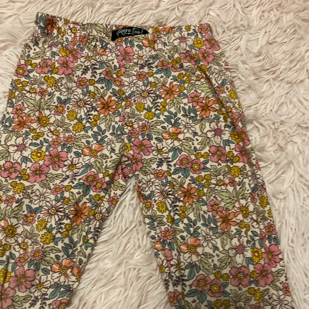 Pair of 4T girls leggings